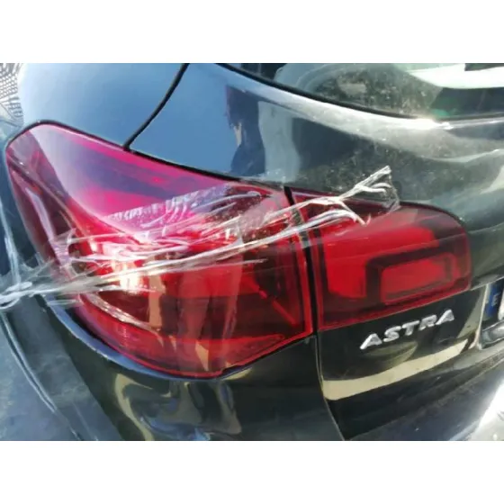 OPEL ASTRA J SPORTS TOURER '2009 COSMO NEGRO