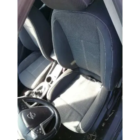 OPEL ASTRA J SPORTS TOURER '2009 COSMO NEGRO