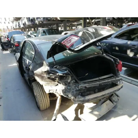 VOLKSWAGEN PASSAT LIM. (362) '2014 2.0 TDI NEGRO