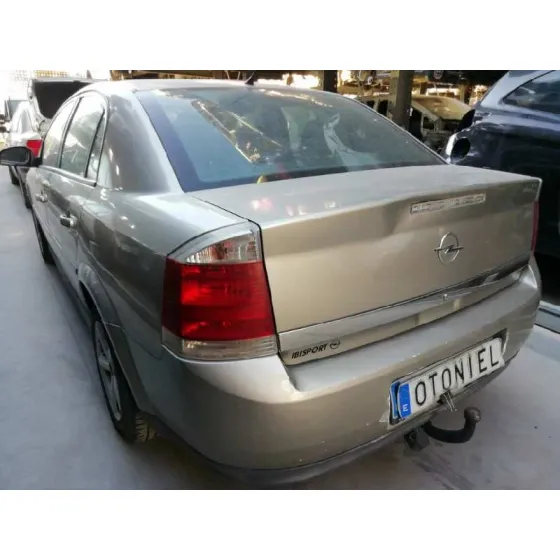 OPEL VECTRA C BERLINA '2003 COMFORT GRIS