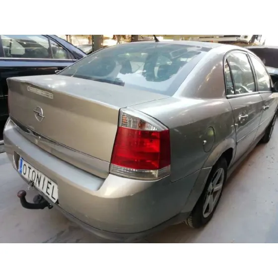 OPEL VECTRA C BERLINA '2003 COMFORT GRIS