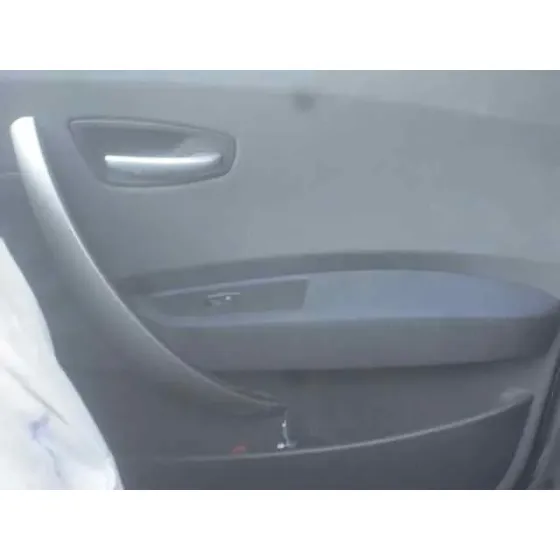 BMW SERIE 1 BERLINA (E81/E87) '2006 120D GRIS CENIZA