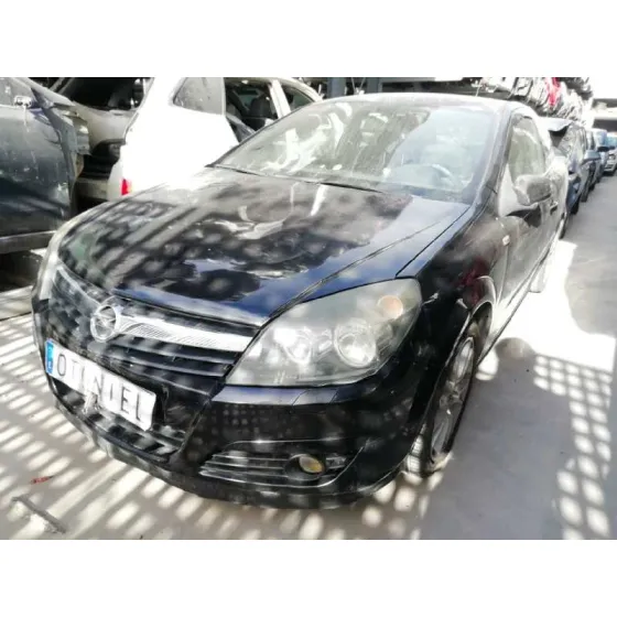 OPEL ASTRA GTC '2005 COSMO NEGRO