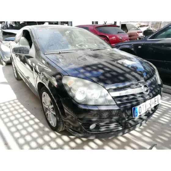 OPEL ASTRA GTC '2005 COSMO NEGRO