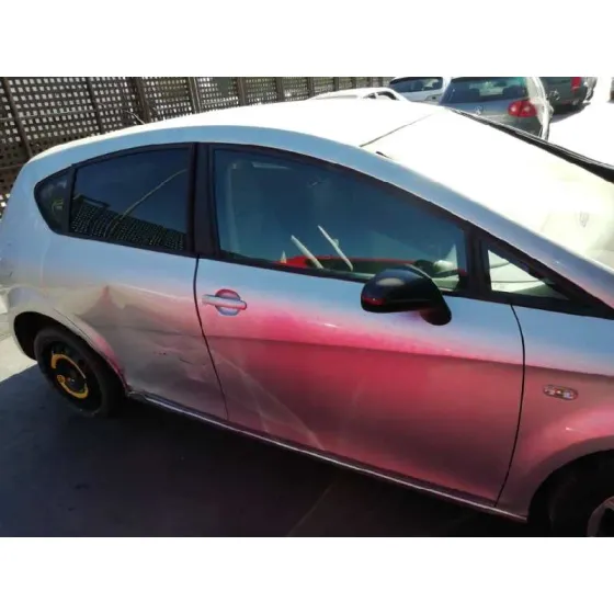 SEAT LEON (1P1) '2006 REFERENCE GRIS