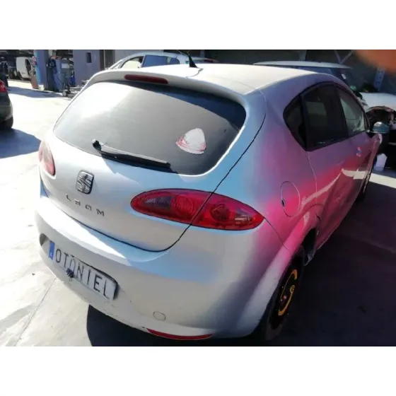 SEAT LEON (1P1) '2006 REFERENCE GRIS