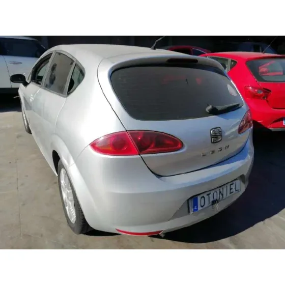 SEAT LEON (1P1) '2006 REFERENCE GRIS