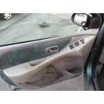 NISSAN ALMERA TINO (V10M) NISSAN ALMERA TINO (V10M) '2000 MAR VERDE CLARO 2000