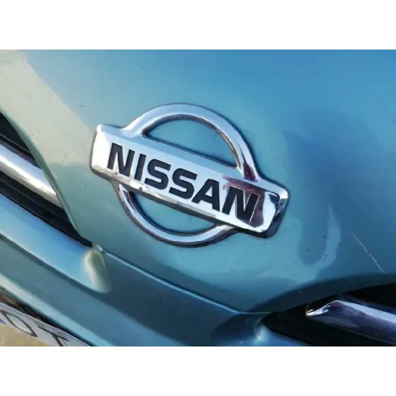 NISSAN ALMERA TINO (V10M) '2000 MAR VERDE CLARO