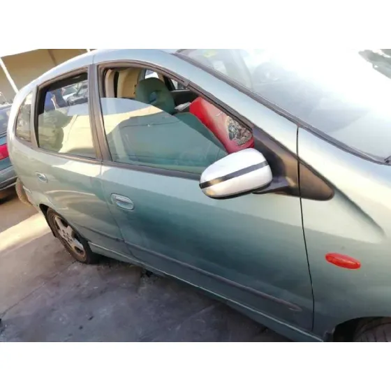 NISSAN ALMERA TINO (V10M) '2000 MAR VERDE CLARO