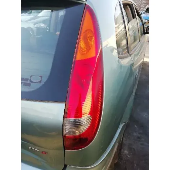 NISSAN ALMERA TINO (V10M) '2000 MAR VERDE CLARO