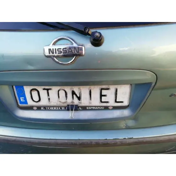NISSAN ALMERA TINO (V10M) '2000 MAR VERDE CLARO