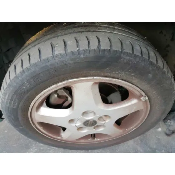 NISSAN ALMERA TINO (V10M) '2000 MAR VERDE CLARO