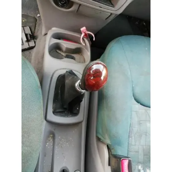 NISSAN ALMERA TINO (V10M) '2000 MAR VERDE CLARO