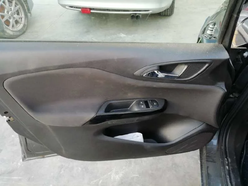 OPEL CORSA E OPEL CORSA E '2018 1.4 NEGRO 2014