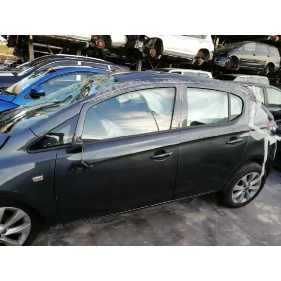 OPEL CORSA E '2018 1.4 NEGRO
