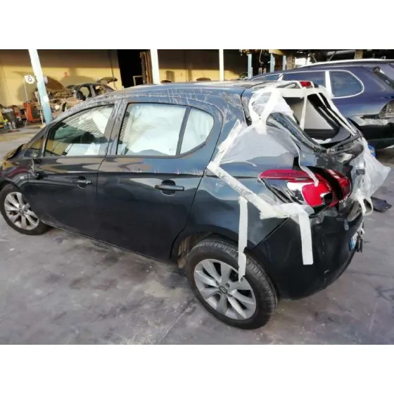 OPEL CORSA E '2018 1.4 NEGRO
