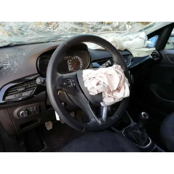 OPEL CORSA E '2018 1.4 NEGRO