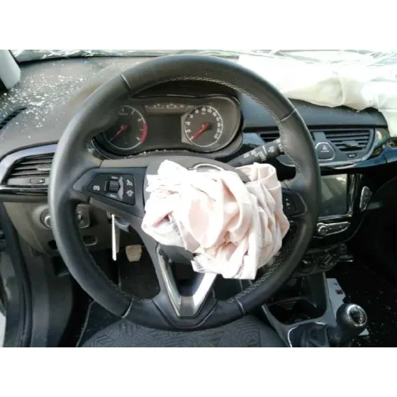 OPEL CORSA E '2018 1.4 NEGRO
