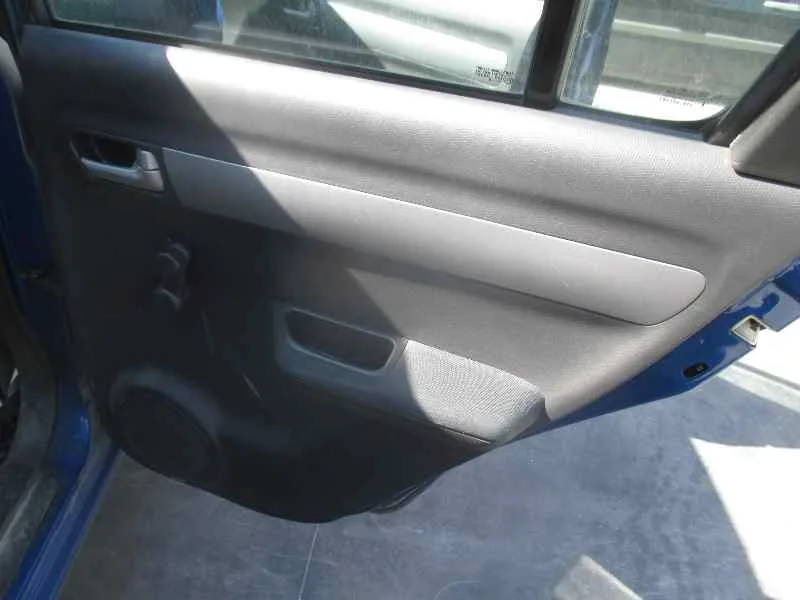 SUZUKI SWIFT BERLINA (MZ) SUZUKI SWIFT BERLINA (MZ) '2005 1.3 16V CAT AZUL 2005