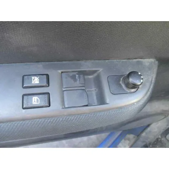 SUZUKI SWIFT BERLINA (MZ) '2005 1.3 16V CAT AZUL