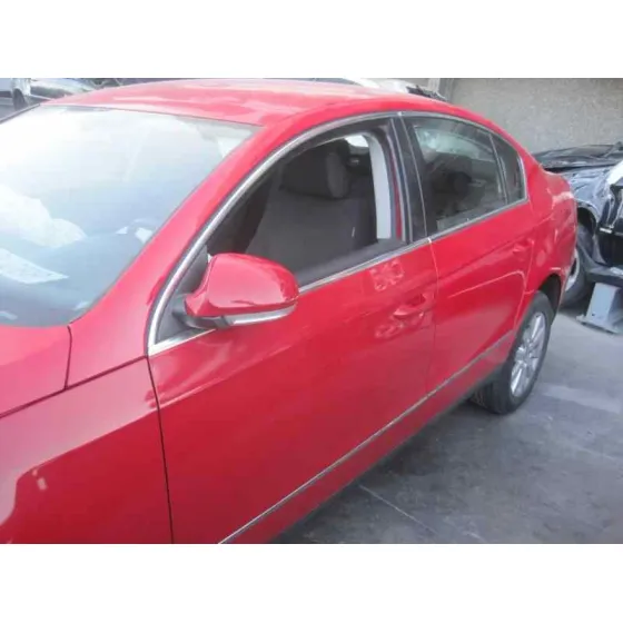 VOLKSWAGEN PASSAT BERLINA (3C2) '2008 ADVANCE ROJO