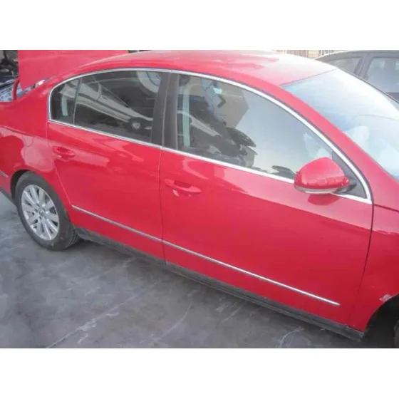 VOLKSWAGEN PASSAT BERLINA (3C2) '2008 ADVANCE ROJO