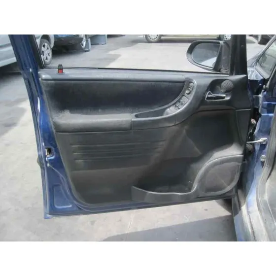 OPEL ZAFIRA A '2002 ELEGANCE AZUL