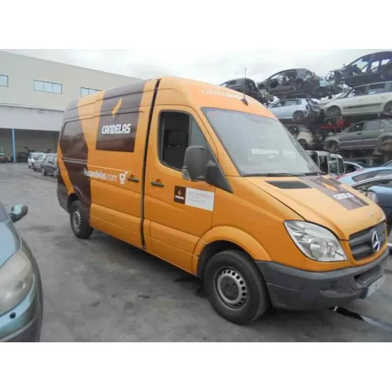 MERCEDES SPRINTERII CAJA CERRADA (DESDE 01.06) '2008 2.1 CDI CAT AMARILLA / ROTULOS MARRON