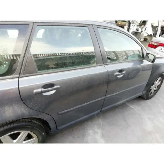 VOLVO V50 FAMILIAR '2006 1.8 MOMENTUM NEGRO