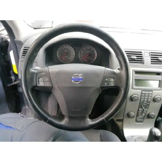 VOLVO V50 FAMILIAR '2006 1.8 MOMENTUM NEGRO