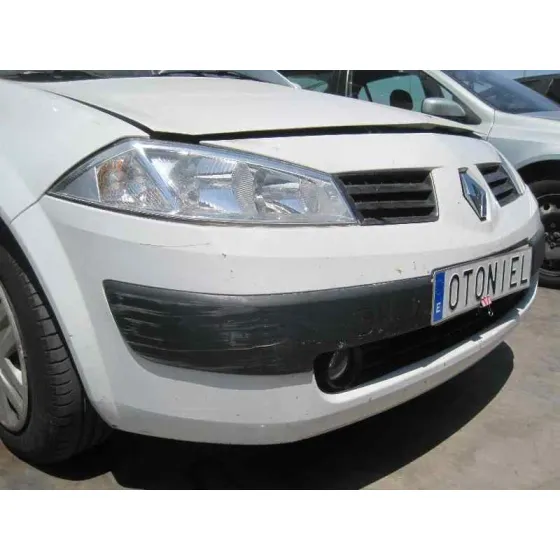 RENAULT MEGANE II BERLINA 5P '2003 * BLANCO