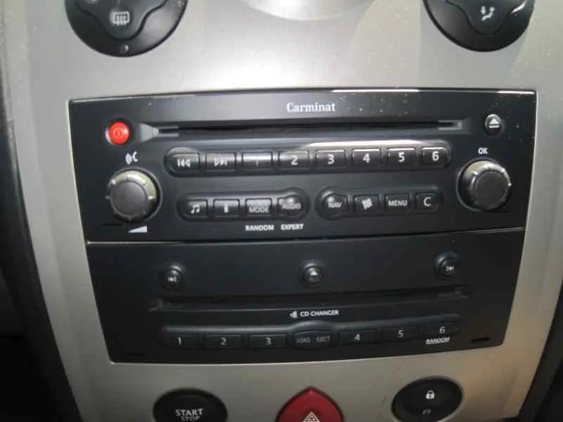 RENAULT MEGANE II BERLINA 5P '2003 * BLANCO
