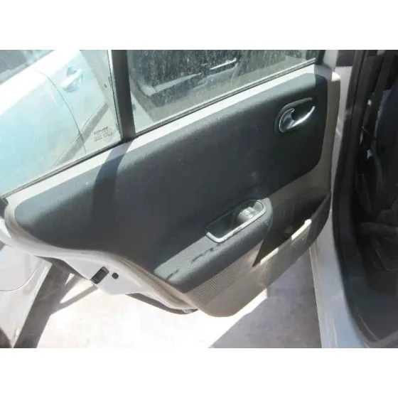RENAULT MEGANE II BERLINA 5P '2003 * BLANCO
