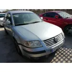 VOLKSWAGEN PASSAT BERLINA (3B3) VOLKSWAGEN PASSAT BERLINA (3B3) '2002 1.9 TDI GRIS 2000