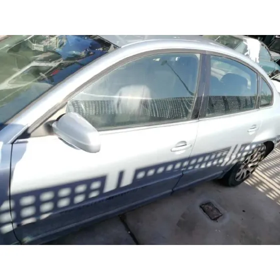 VOLKSWAGEN PASSAT BERLINA (3B3) '2002 1.9 TDI GRIS