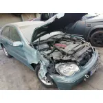 MERCEDES-BENZ CLASE C (W203) BERLINA MERCEDES CLASE C (W203) BERLINA '2001 200 COMPRESSOR (203.045) AZUL GRISACEO 2000