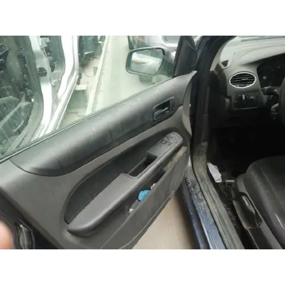 FORD FOCUS SPORTBREAK (CAP) '2005 TREND AZUL