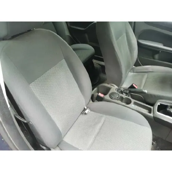 FORD FOCUS SPORTBREAK (CAP) '2005 TREND AZUL
