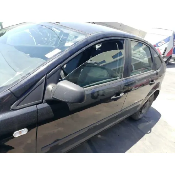 FORD FOCUS BERLINA (CAP) '2006 1.6 16V CAT NEGRO