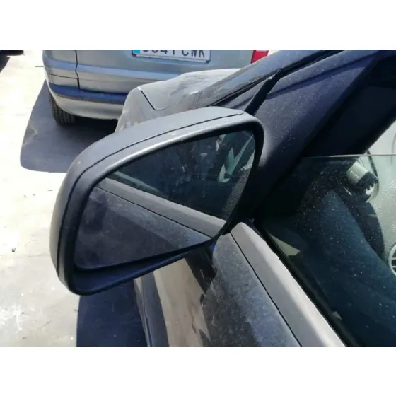 FORD FOCUS BERLINA (CAP) '2006 1.6 16V CAT NEGRO