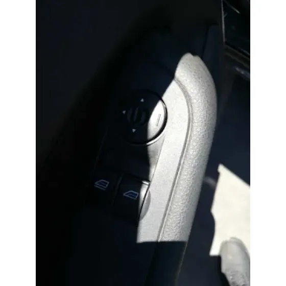FORD FOCUS BERLINA (CAP) '2006 1.6 16V CAT NEGRO
