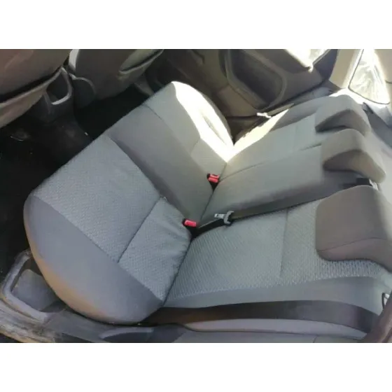 FORD FOCUS BERLINA (CAP) '2006 1.6 16V CAT NEGRO