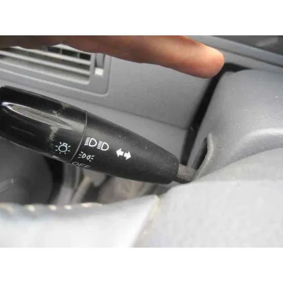 KIA CARENS '2004 2.0 CRDI EX MONOVOLUMEN VERDE