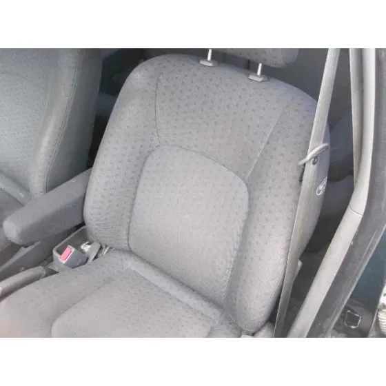 KIA CARENS '2004 2.0 CRDI EX MONOVOLUMEN VERDE
