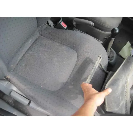 KIA CARENS '2004 2.0 CRDI EX MONOVOLUMEN VERDE