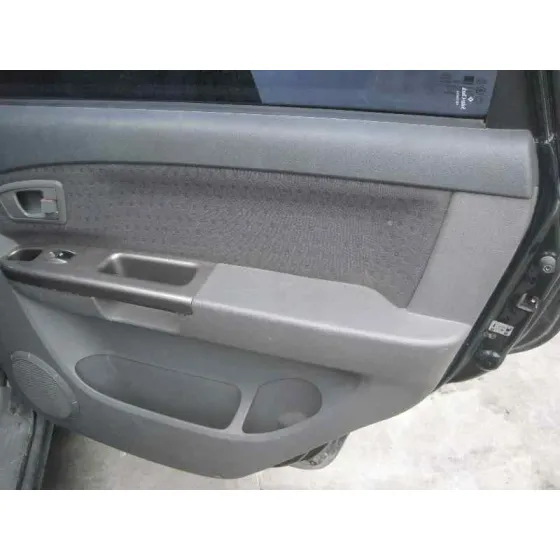 KIA CARENS '2004 2.0 CRDI EX MONOVOLUMEN VERDE