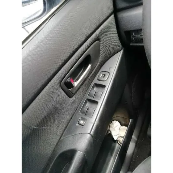 MAZDA 3 BERLINA (BK) '2003 1.6 16V CAT AZUL