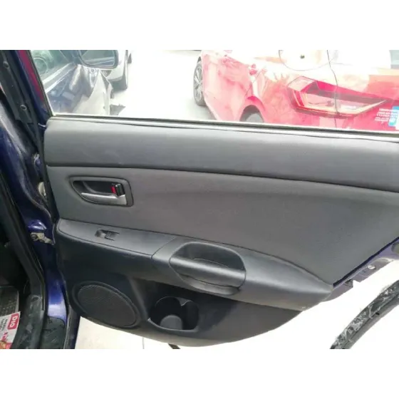 MAZDA 3 BERLINA (BK) '2003 1.6 16V CAT AZUL