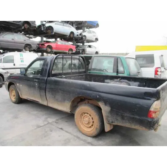 MITSUBISHI L 200 (K6/7) '2006 2500 TD MAGNUM CLUB CAB (2-PTAS.) AZUL MARINO